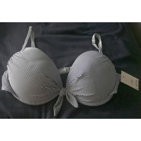 Brand new Swim top - Picture 1 of 3